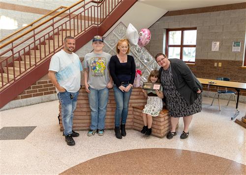 Photo of Jefferson Stairclimber Maddilynn Mezzacapo and family members.