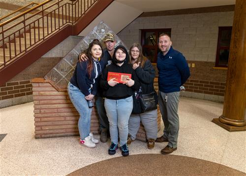 Photo of East Middle School Stairclimber Victoria Metzler and family members.
